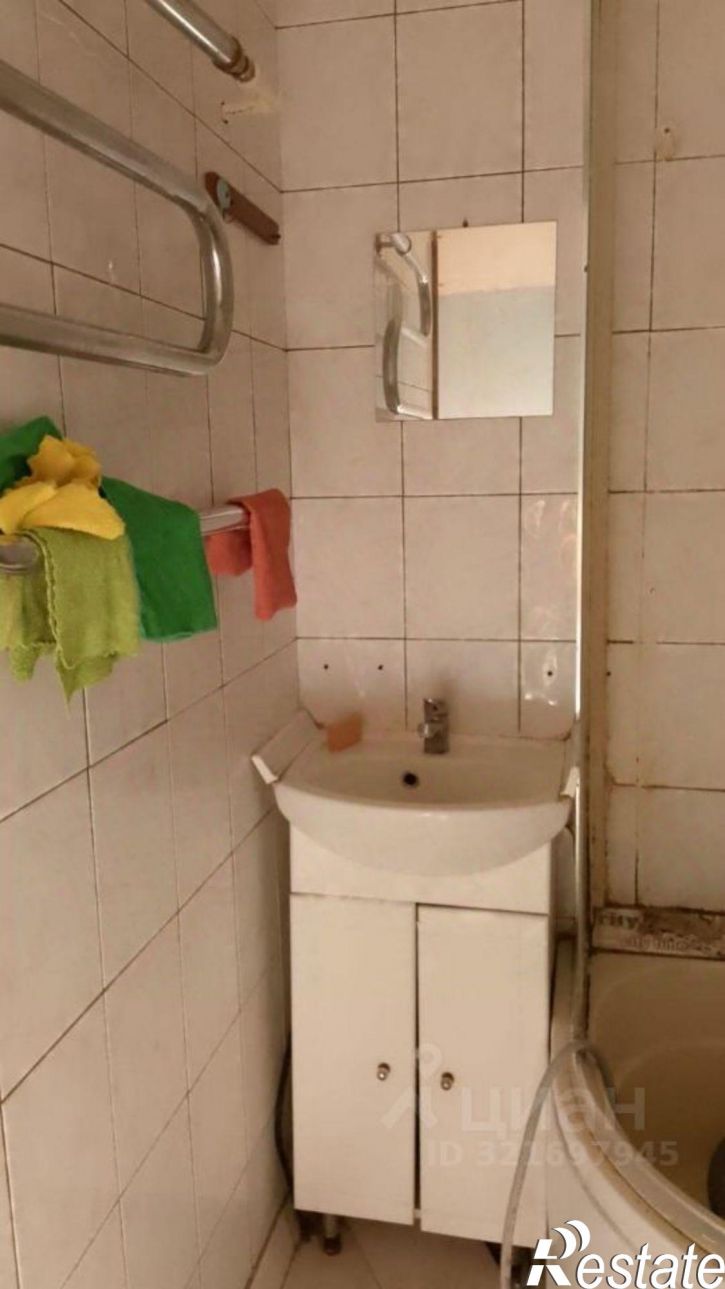 3-комн квартира ул Революционная, 4,  д. 4