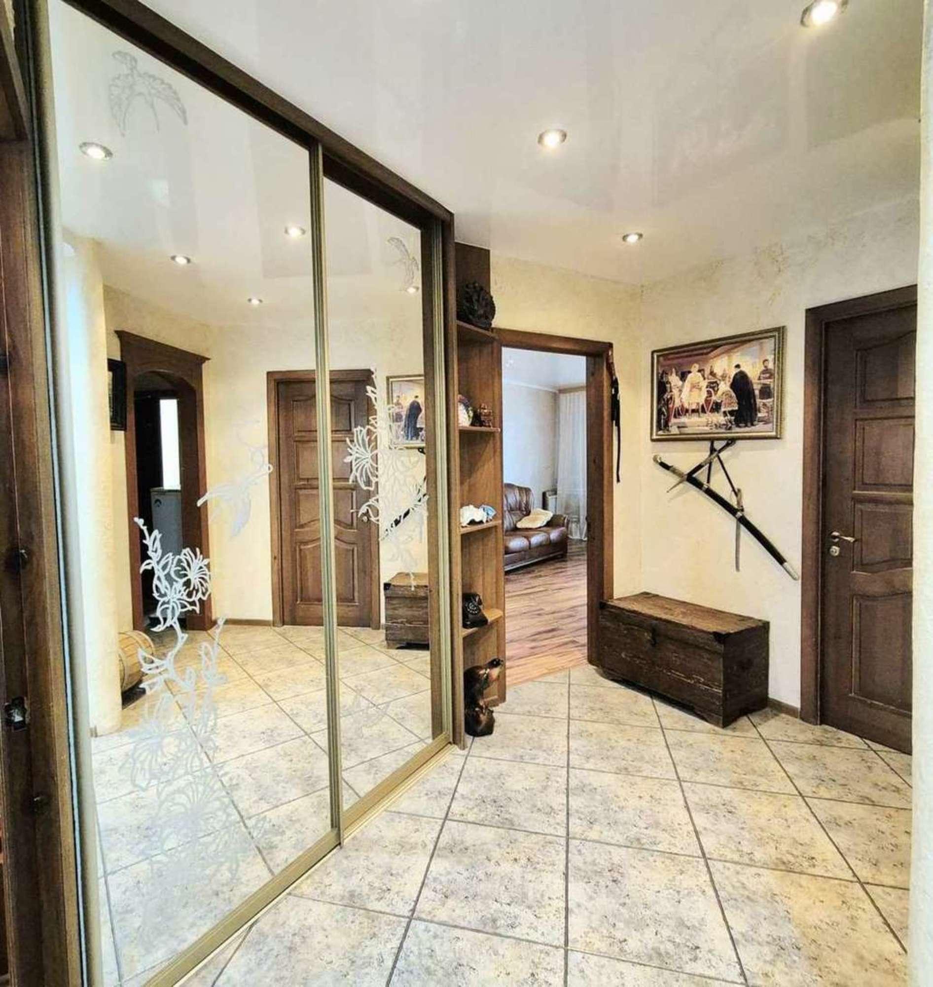 Купить квартиру за 7 800 000 рублей на Калмыцкая улица, 42