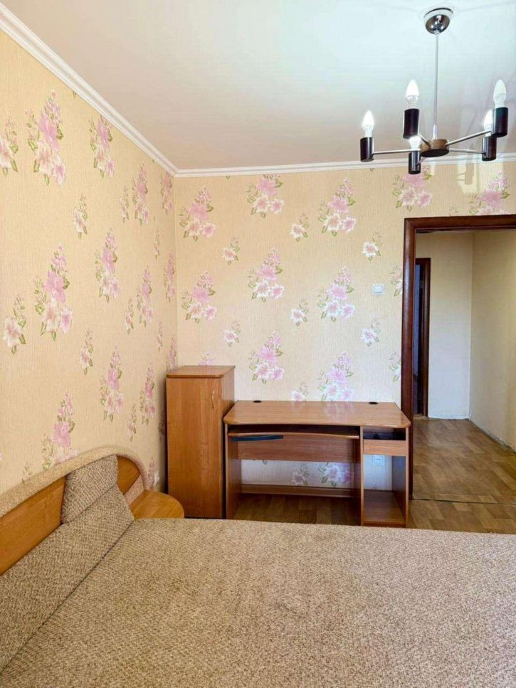 3-комн квартира 40 лет Победы улица, 6