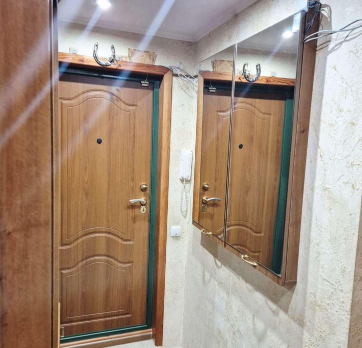 4-комн квартира Калмыцкая улица, 42