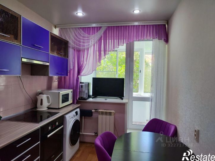 3-комн квартира Приморский б-р, 38,  д. 38