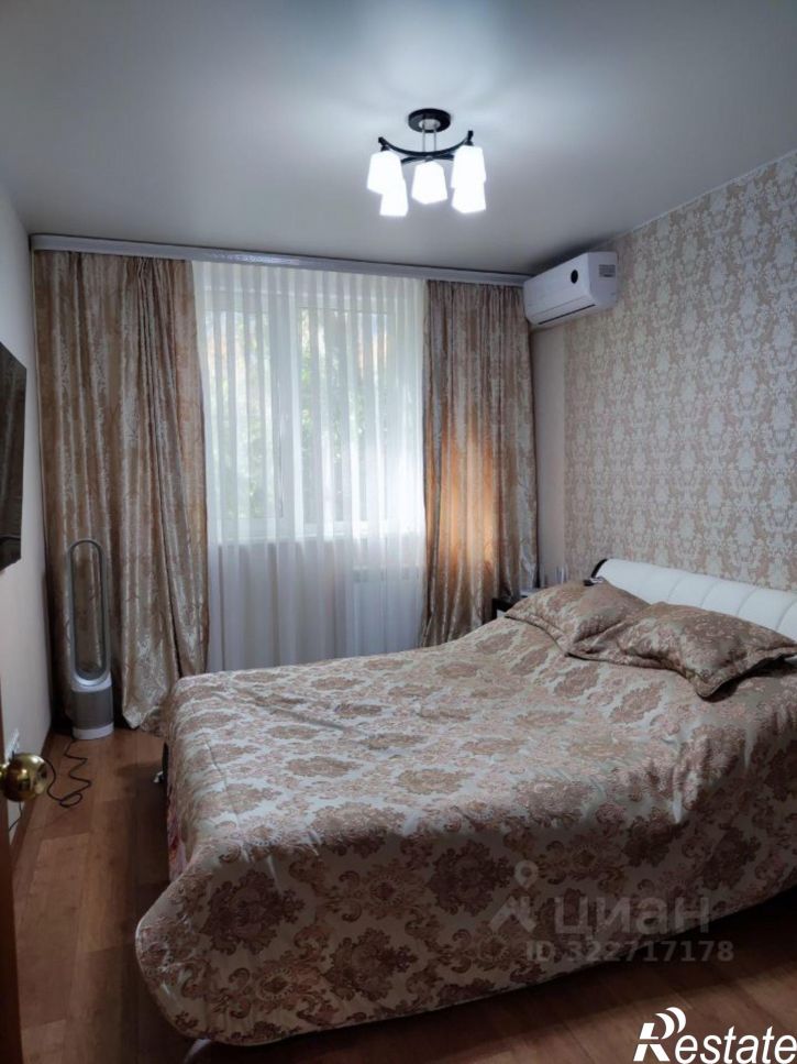 3-комн квартира Приморский б-р, 38,  д. 38