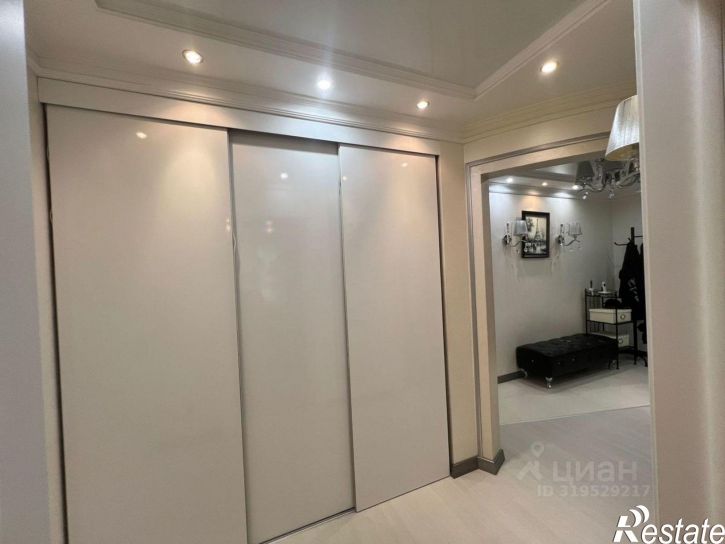 3-комн квартира Тольятти, 4-й квартал