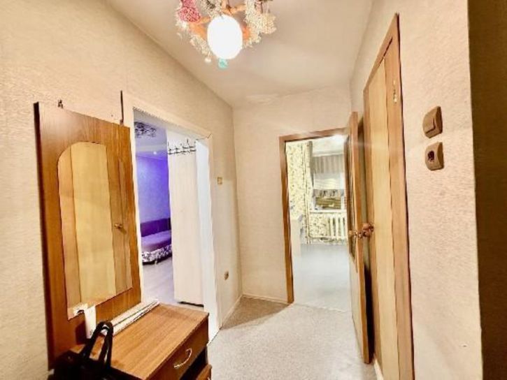 1-комн квартира 70 лет Октября, 82