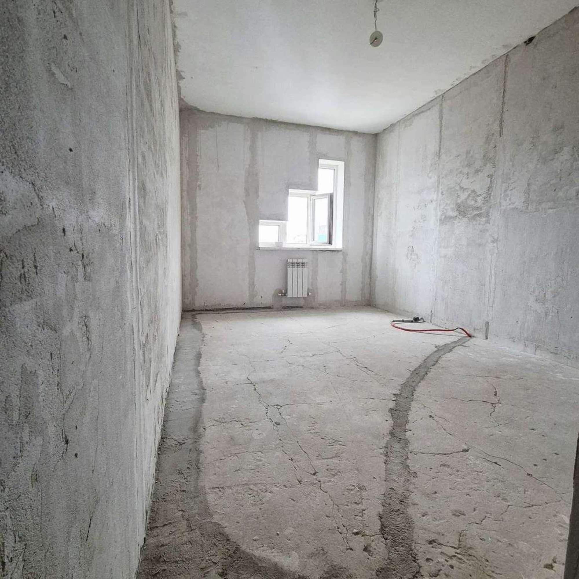 Купить квартиру за 4 800 000 рублей на 70 лет Октября улица, 52