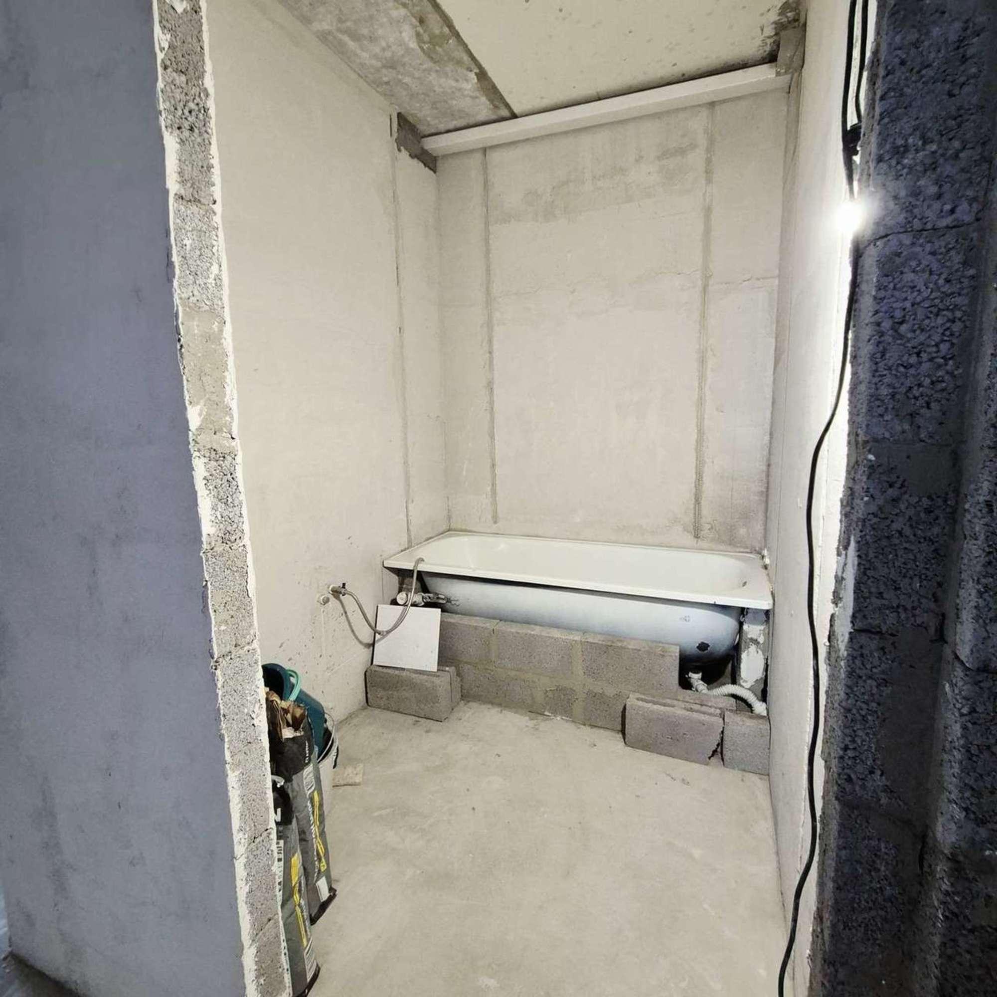 Купить квартиру за 4 800 000 рублей на 70 лет Октября улица, 52