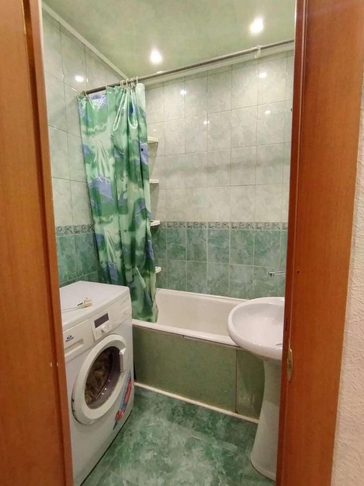 2-комн квартира 40 лет Победы улица, 68