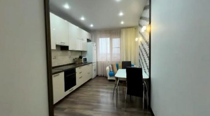 2-комн квартира Приморский б-р, 57