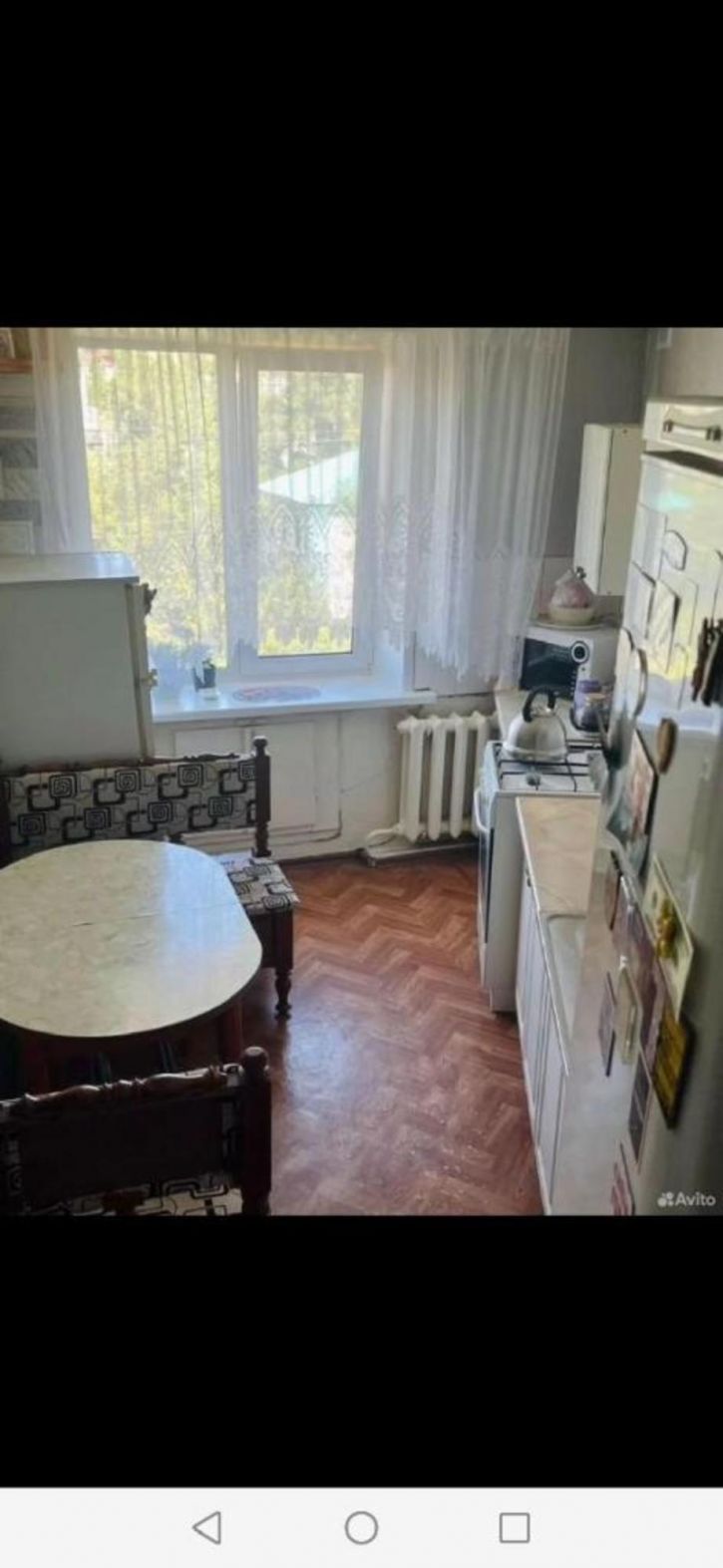 4-комн квартира Железнодорожная, 49Б