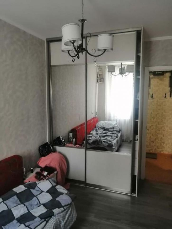 3-комн квартира 50 Лет Октября, 15