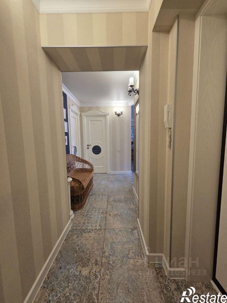 3-комн квартира Цветной б-р, 10,  д. 10