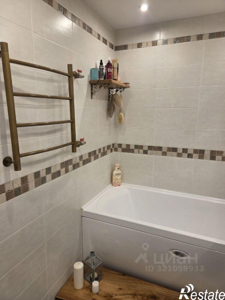 3-комн квартира Цветной б-р, 10,  д. 10