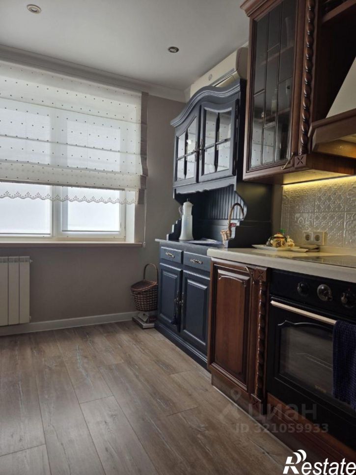 3-комн квартира Цветной б-р, 10,  д. 10