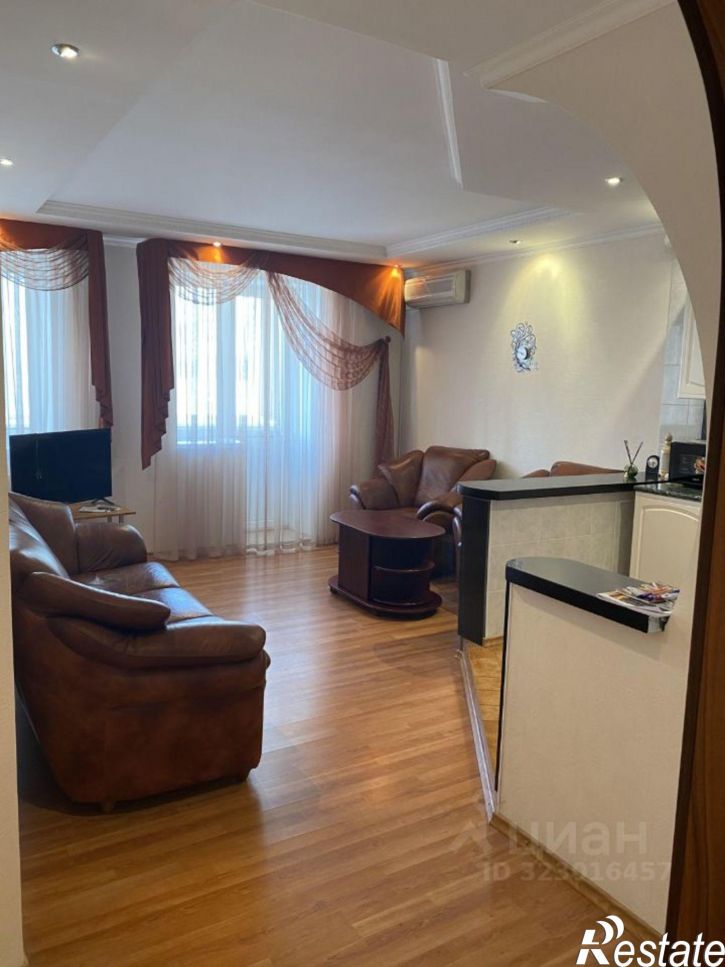 2-комн квартира Ленинградская улица, 43,  д. 43