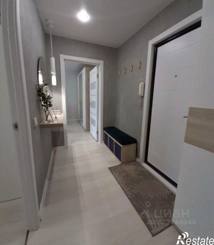 2-комн квартира Тополиная улица, 17,  д. 17