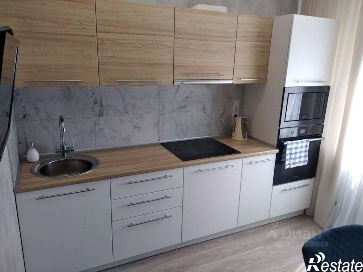 2-комн квартира Тополиная улица, 17,  д. 17