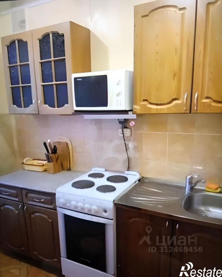 3-комн квартира б-р Королева, 18,  д. 18