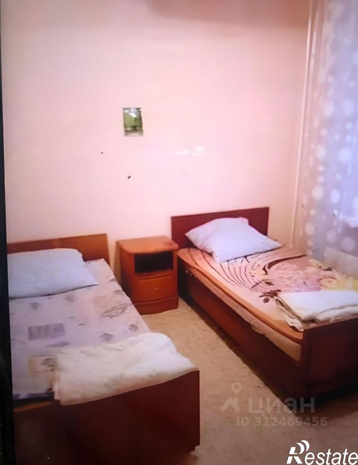 3-комн квартира б-р Королева, 18,  д. 18