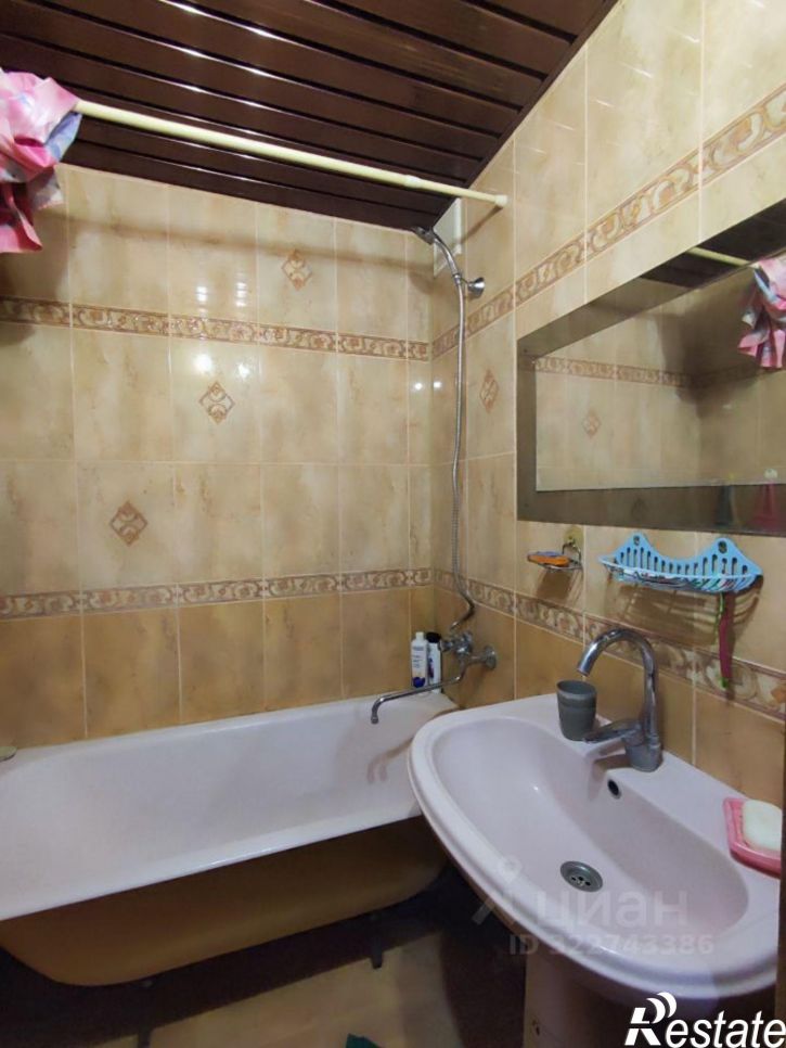 2-комн квартира ул Баныкина, 20,  д. 20