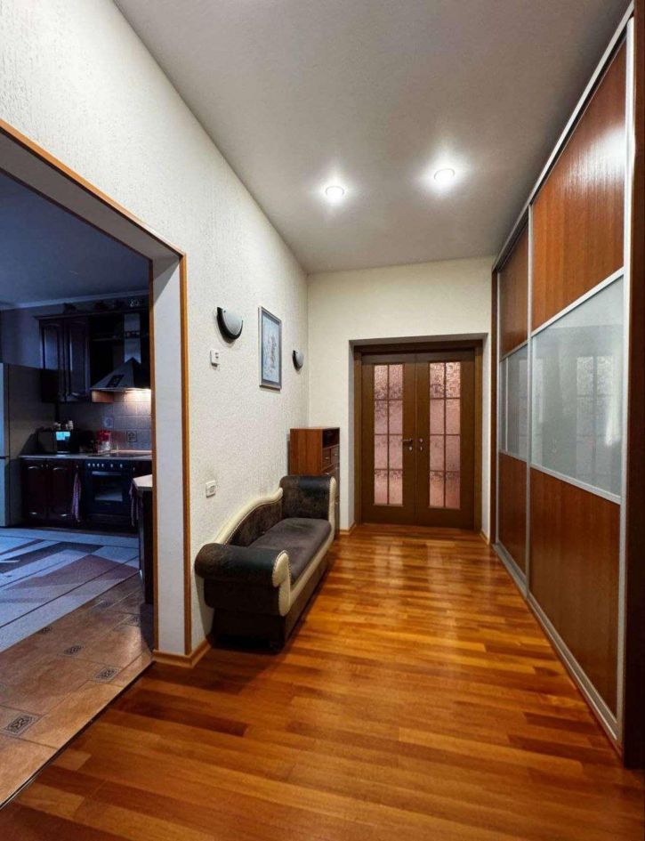 3-комн квартира Приморский бульвар, 15