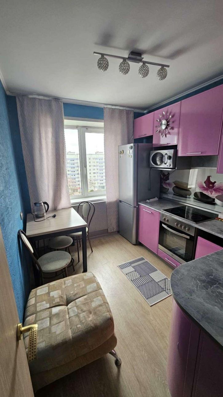 3-комн квартира Тополиная улица, 30