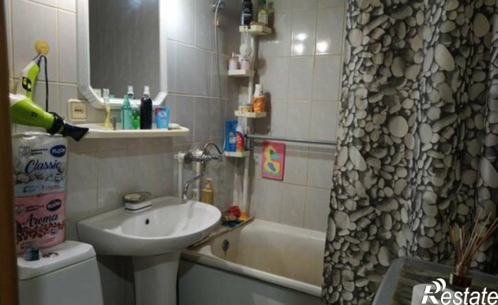 2-комн квартира Тольятти, улица Жилина, 12