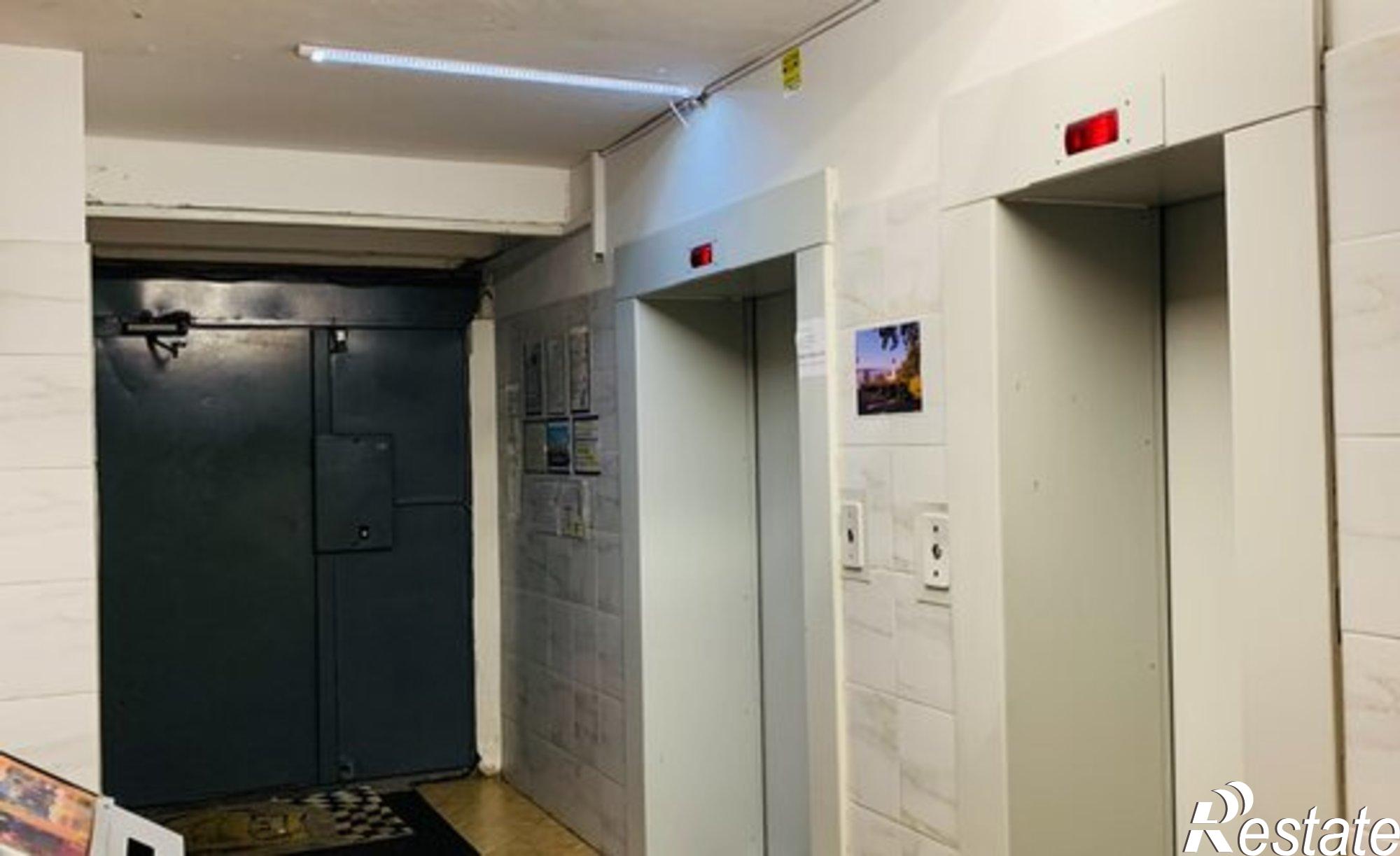 Купить квартиру за 3 150 000 рублей на ул Революционная, 56