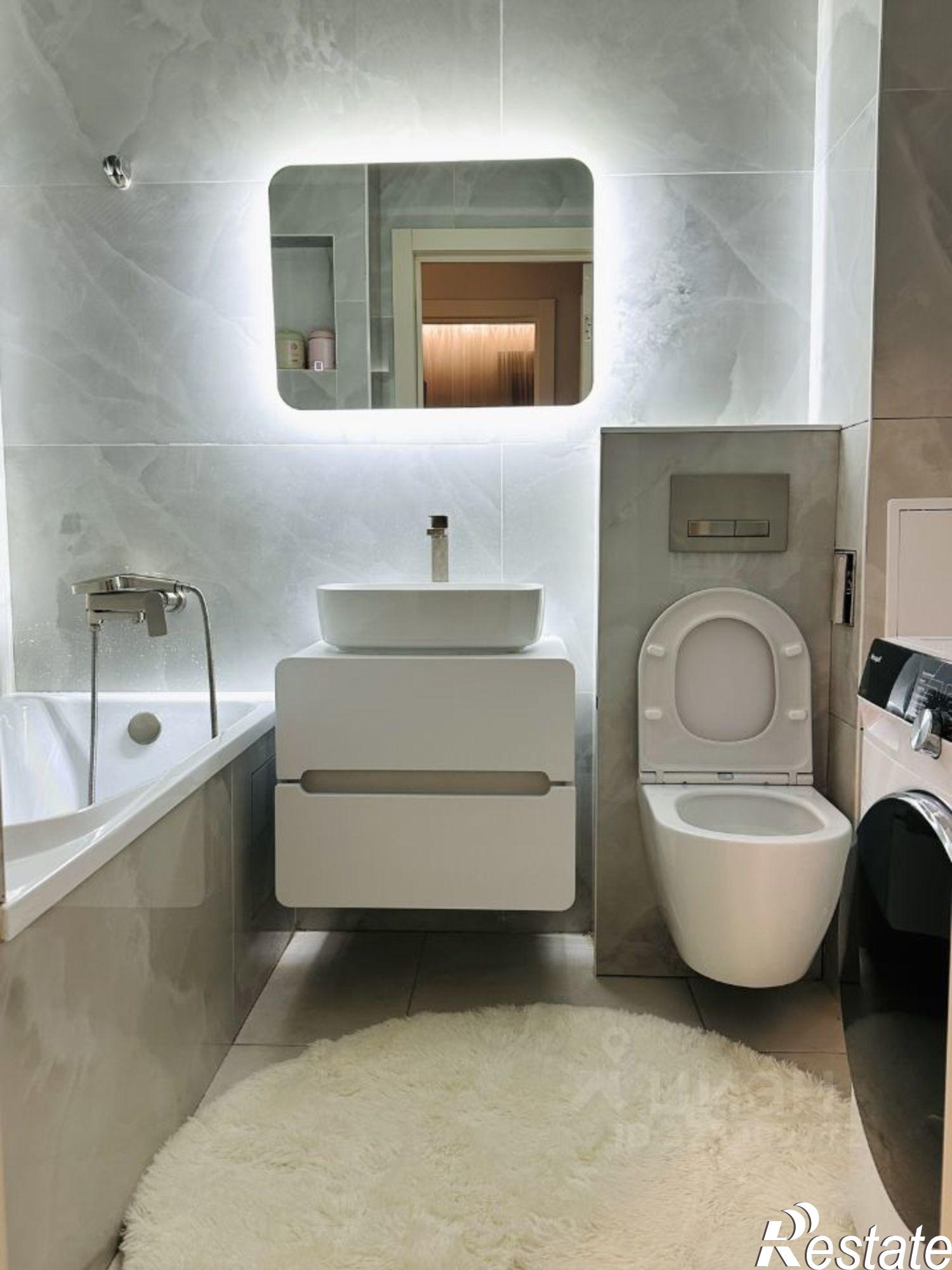 Купить квартиру за 10 000 000 рублей на ул 40 лет Победы, 51М