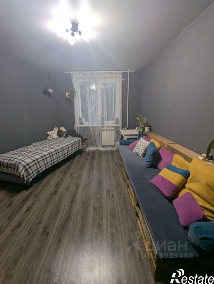 3-комн квартира Приморский б-р, 14,  д. 14