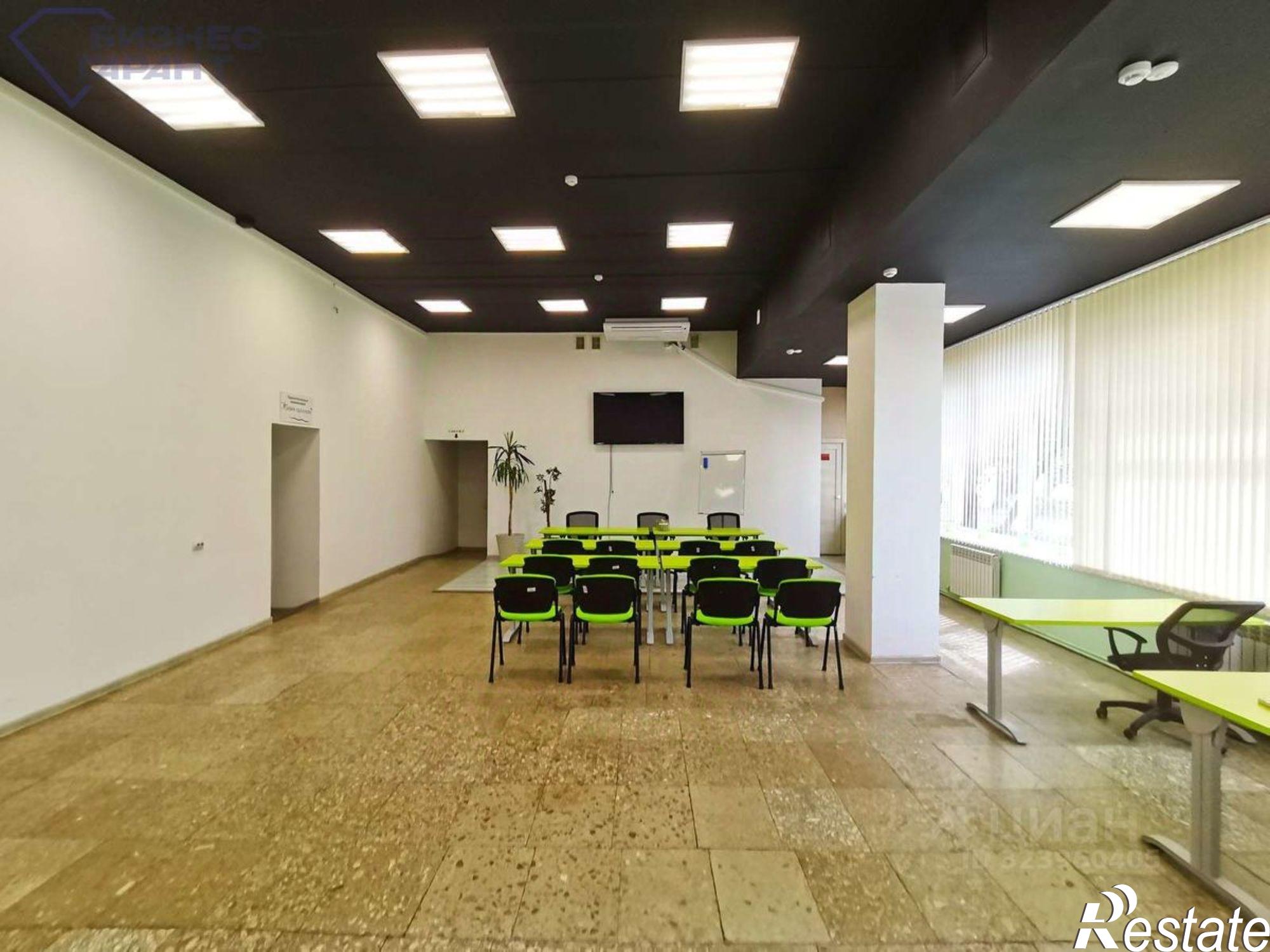 Купить помещение свободного назначения за 15 609 100 рублей на улица Мира, 104