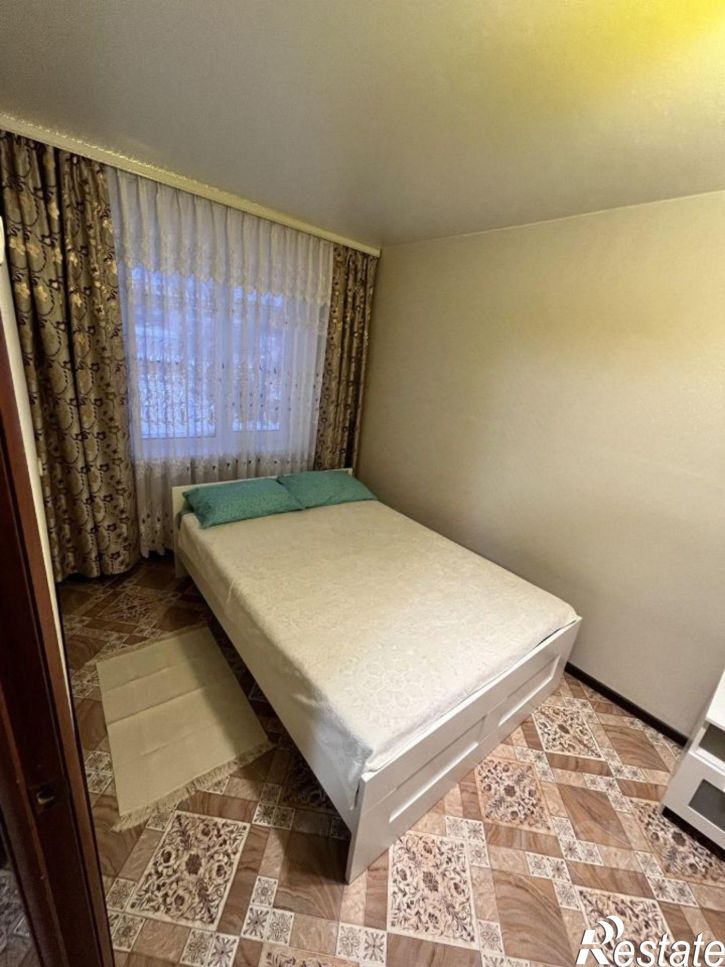 2-комн квартира Ленинградская улица, 42,  д. 42