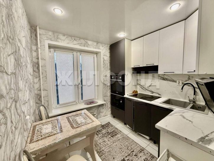 1-комн квартира Дзержинского улица, д.75