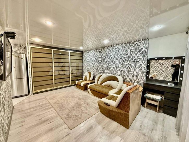 1-комн квартира Дзержинского улица, д.75