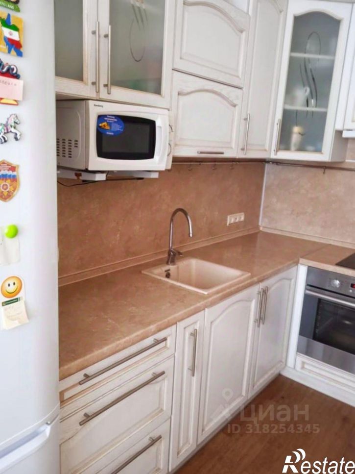 2-комн квартира ул 70 лет Октября, 50,  д. 50