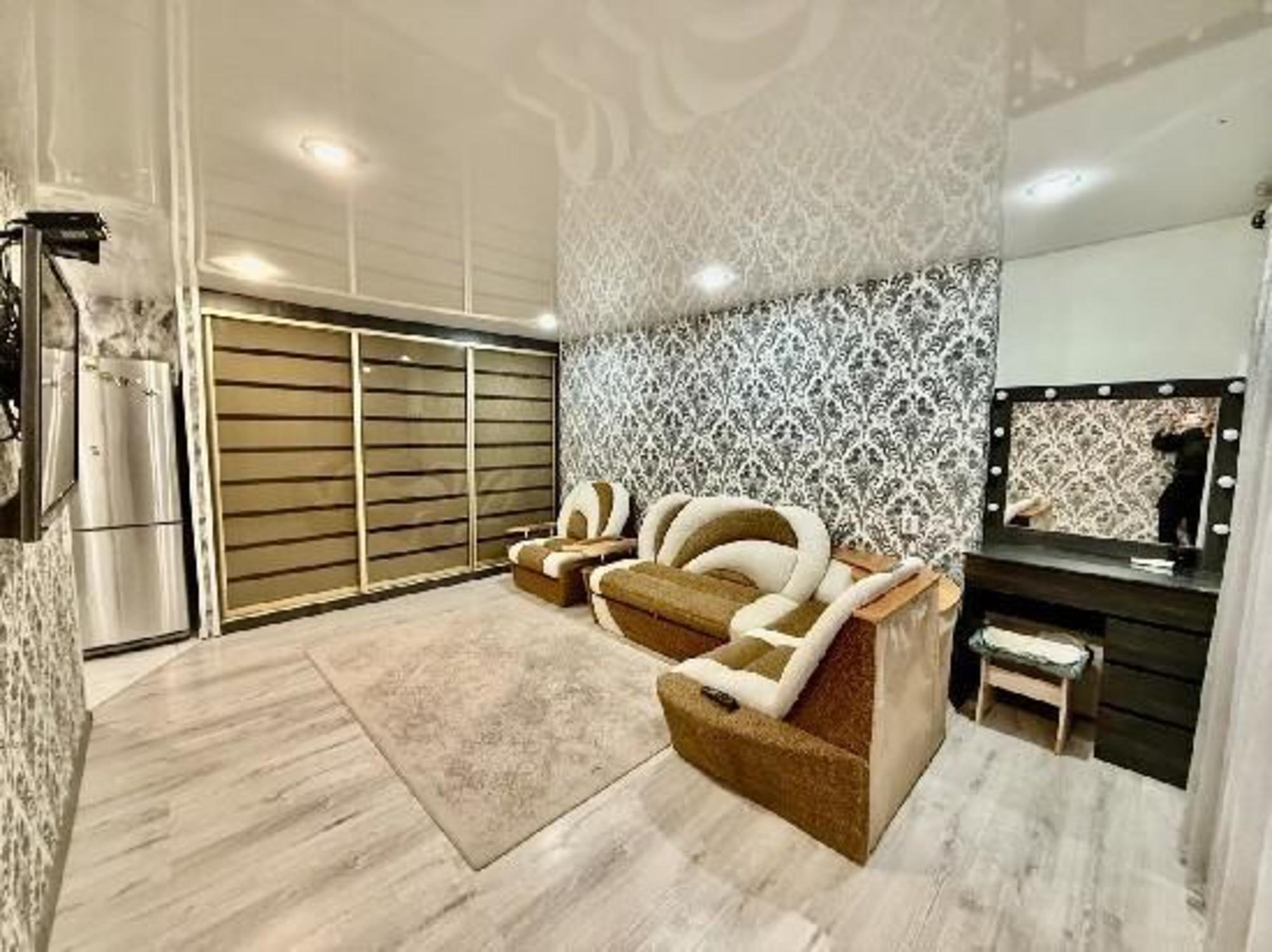 Купить квартиру за 3 811 000 рублей на Дзержинского, 75