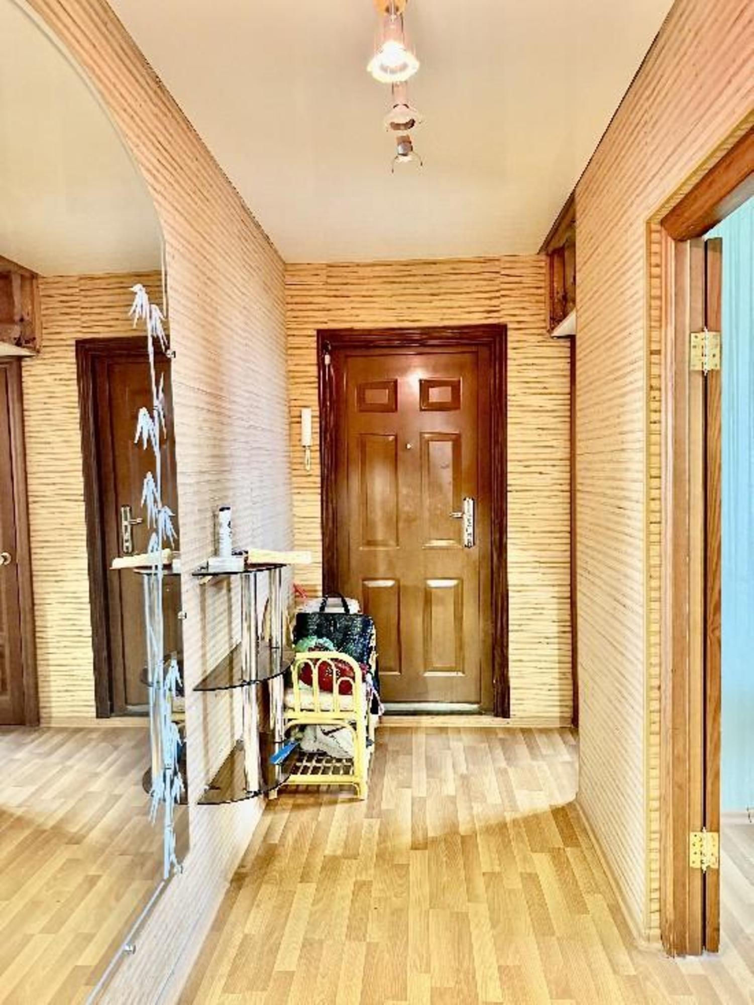 Купить квартиру за 6 595 000 рублей на Тополиная, 15