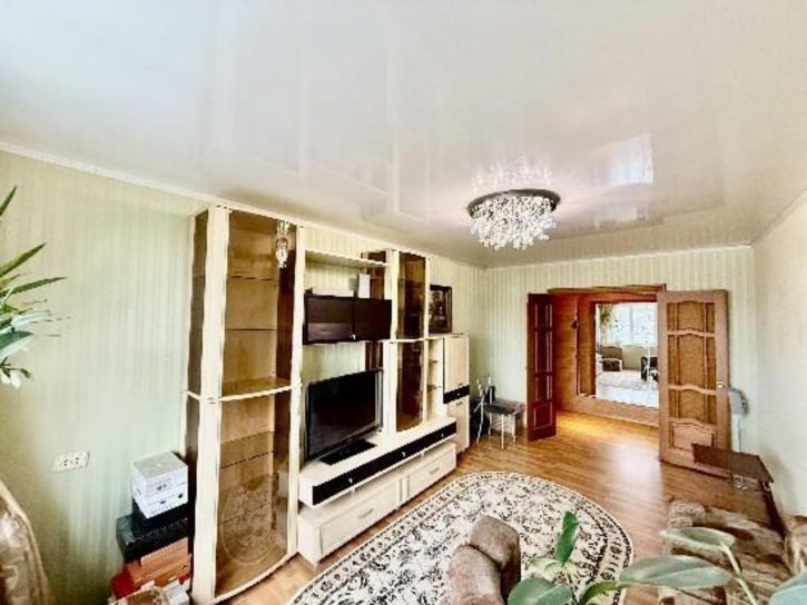 3-комн квартира Тополиная, 15