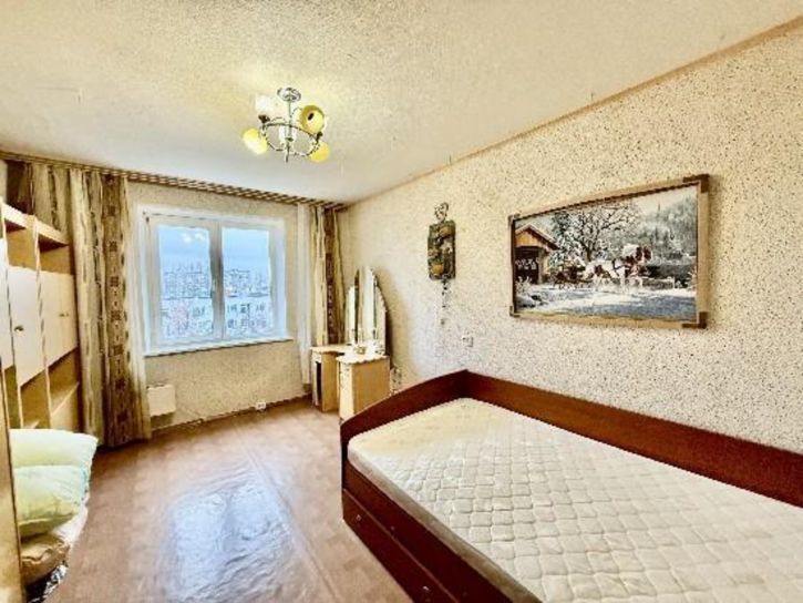 3-комн квартира Тополиная, 15