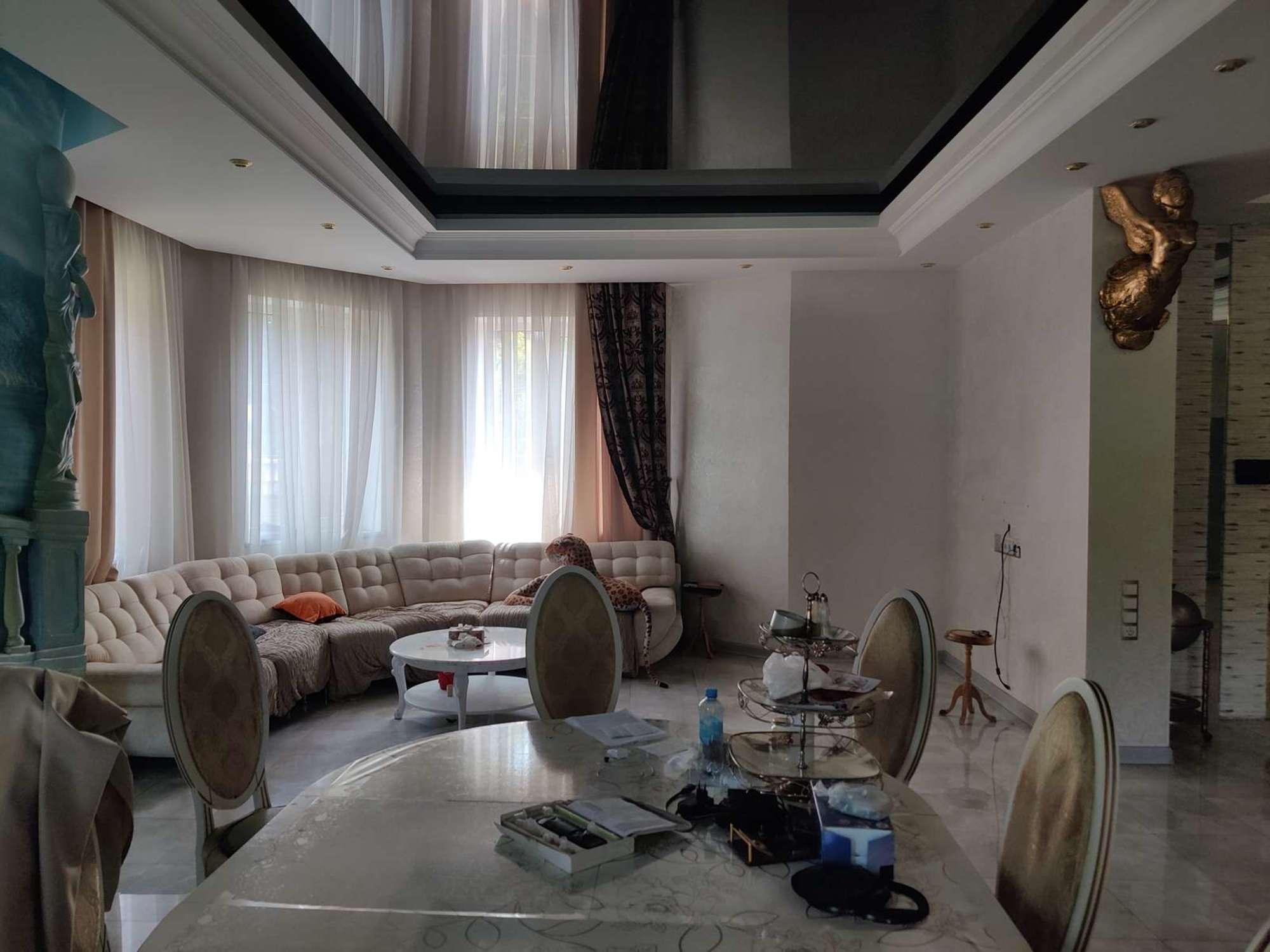 Сдать дачу, дом, коттедж за 200 000 рублей на Ясеневая улица