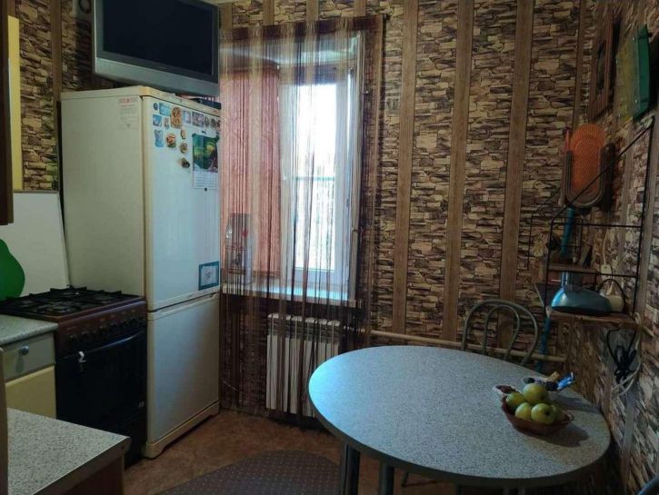 2-комн квартира Жилина улица, 12