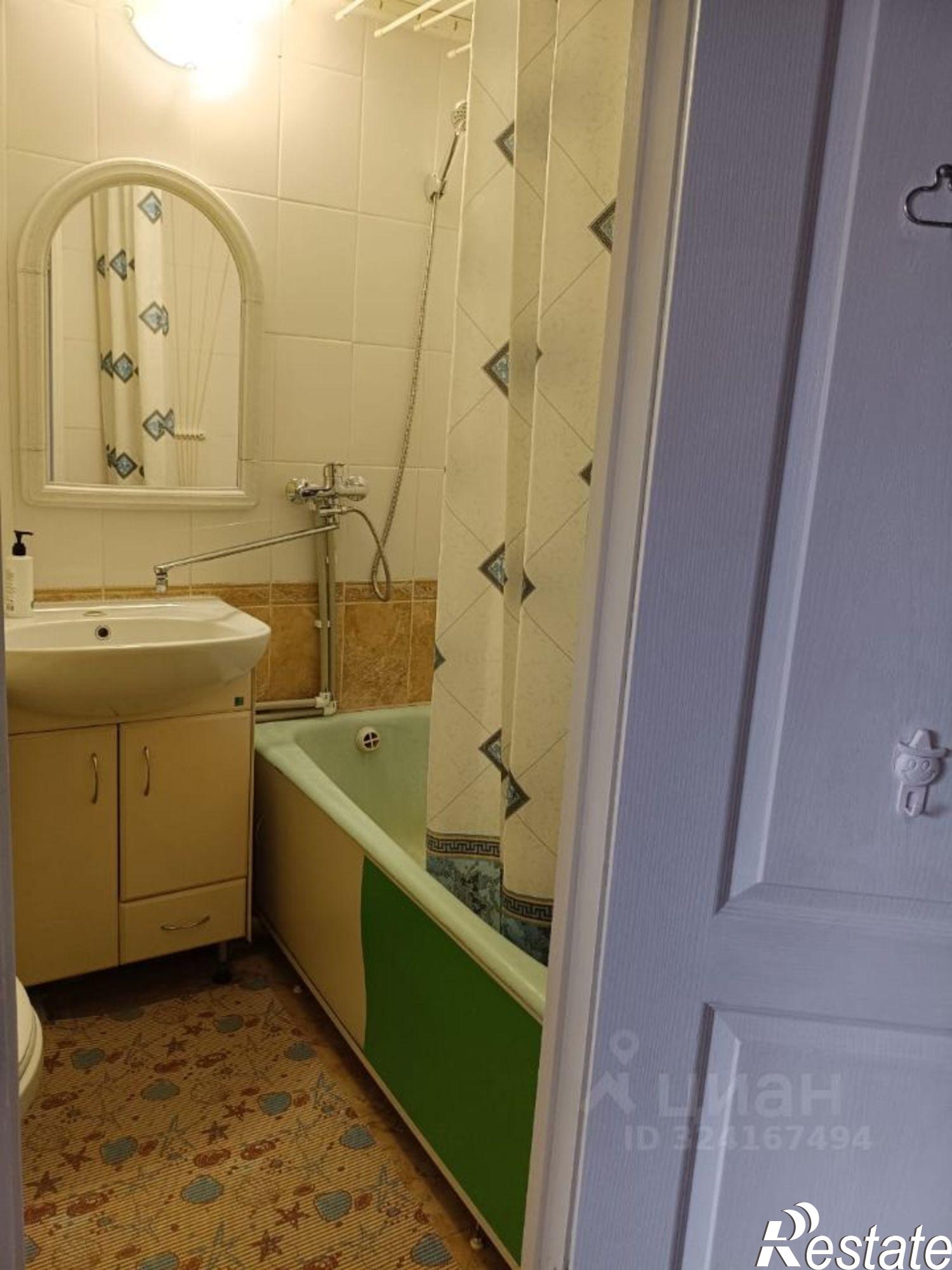 Сдать квартиру за 18 000 рублей на Цветной б-р, 22