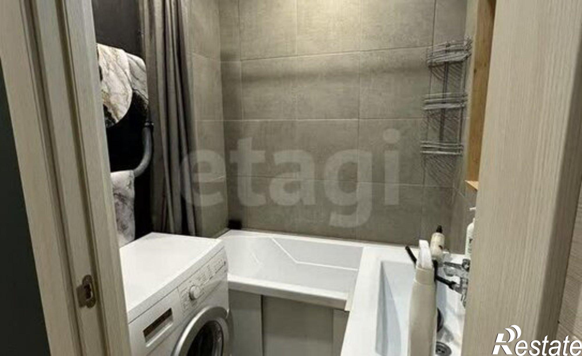 Купить квартиру за 6 000 000 рублей на Калмыцкая улица, 31