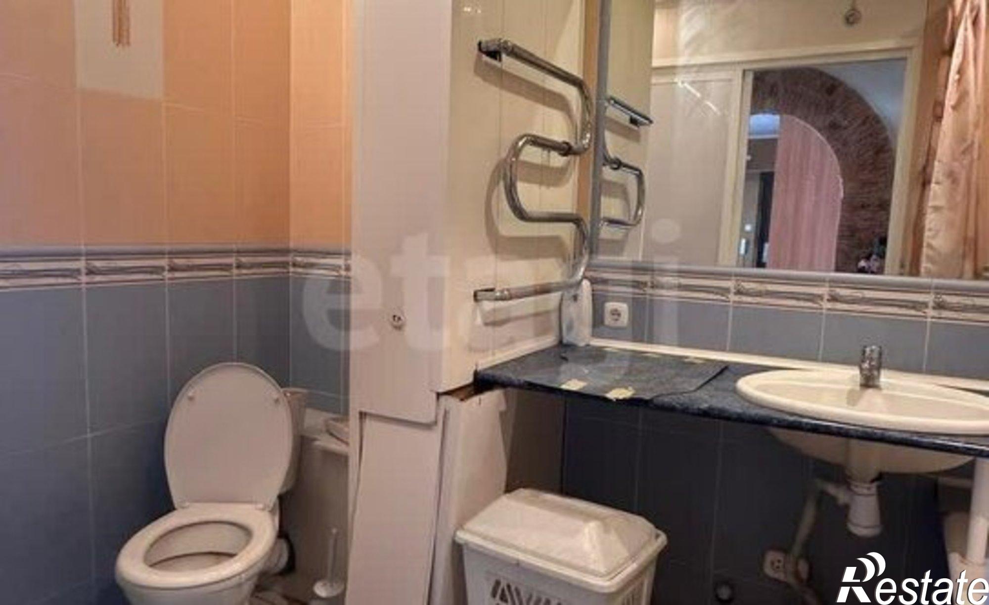 Купить квартиру за 9 150 000 рублей на ул 70 лет Октября, 12