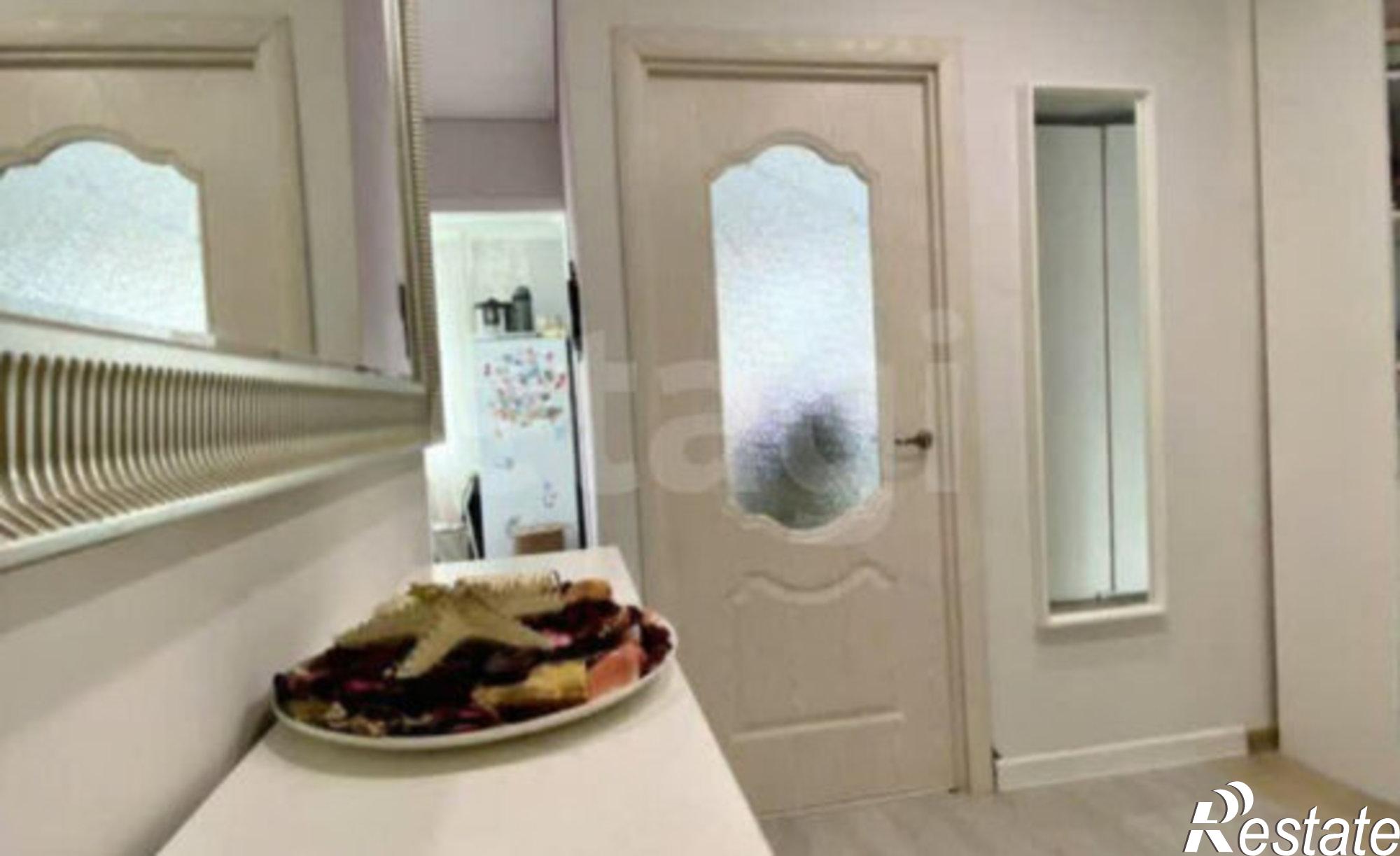 Купить квартиру за 4 200 000 рублей на Приморский б-р, 4