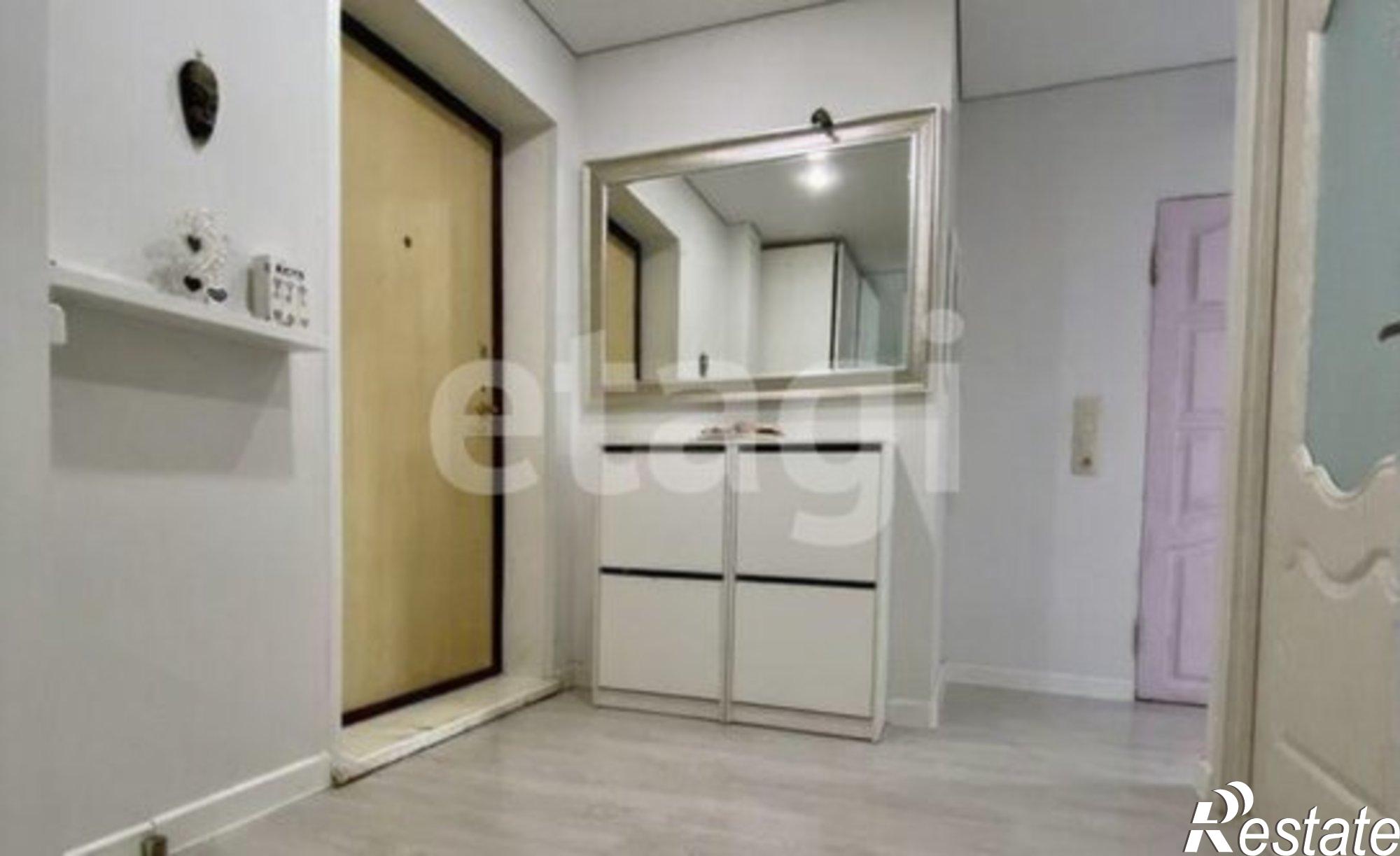 Купить квартиру за 4 200 000 рублей на Приморский б-р, 4