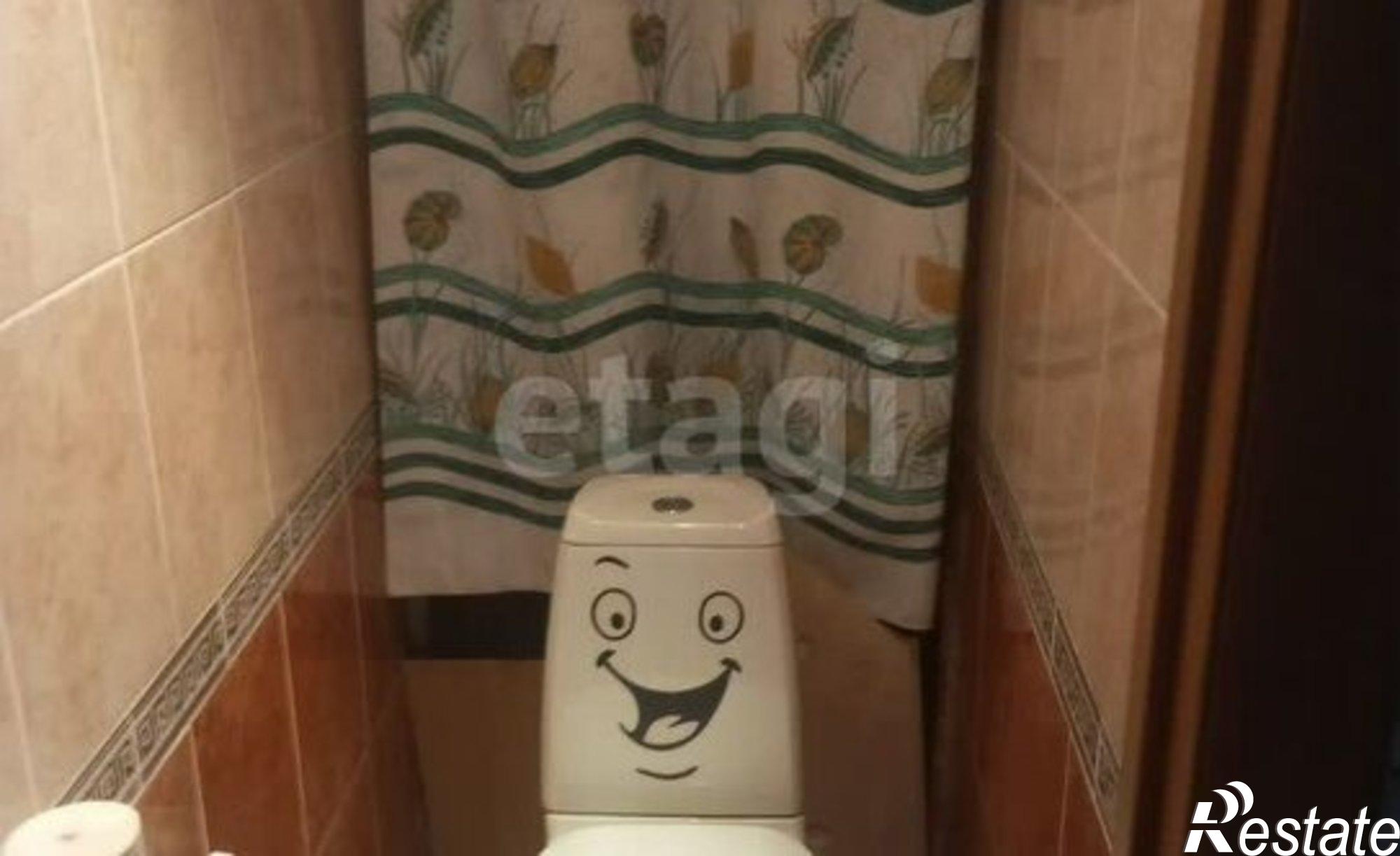 Купить квартиру за 4 350 000 рублей на Приморский б-р, 38