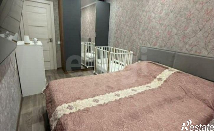 3-комн квартира Революционная улица, 24,  д. 24