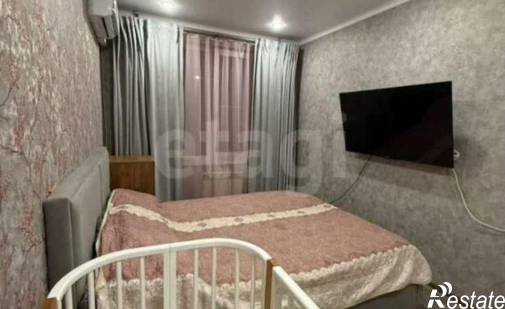 3-комн квартира Революционная улица, 24,  д. 24