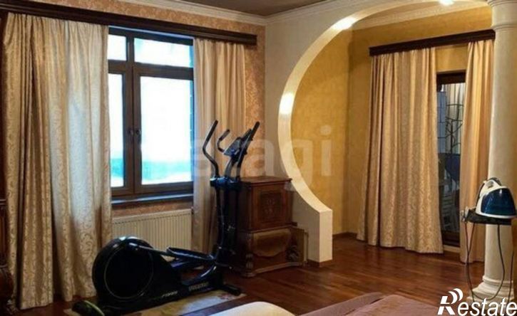 3-комн квартира ул 40 лет Победы, 15в,  д. 15в