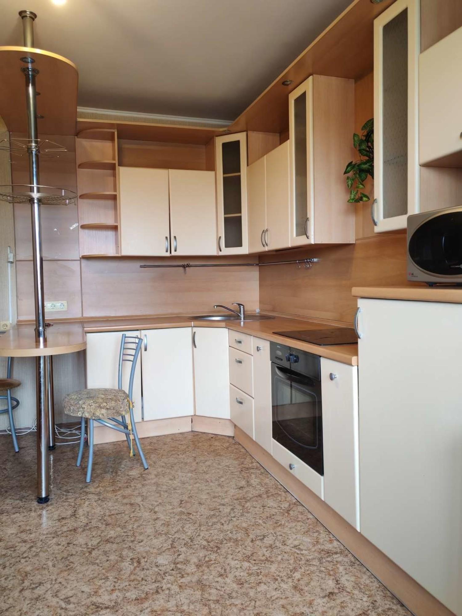 Купить квартиру за 4 278 000 рублей на Толстого улица, 8